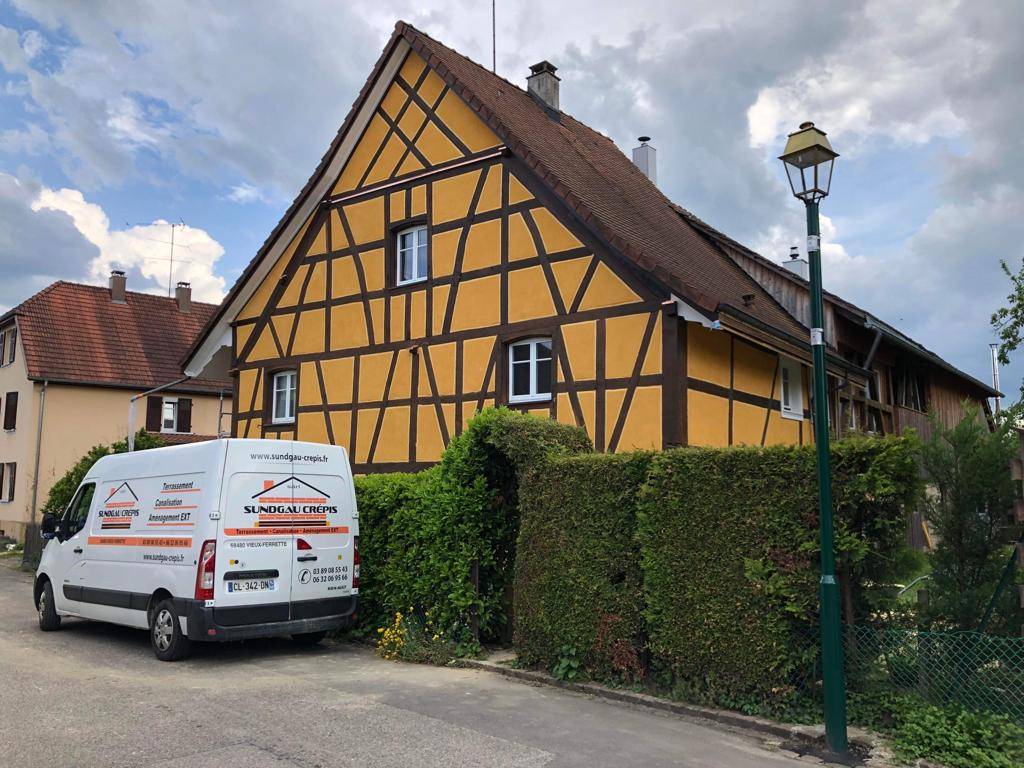 Pose de peinture et crépi extérieur à Ferrette près d&#8217;Altkirch Huningue